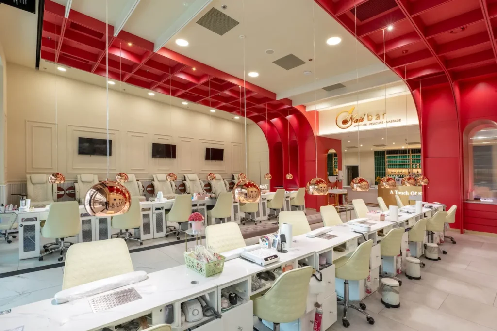 Nail Bar, Nový Smíchov – pohled 1